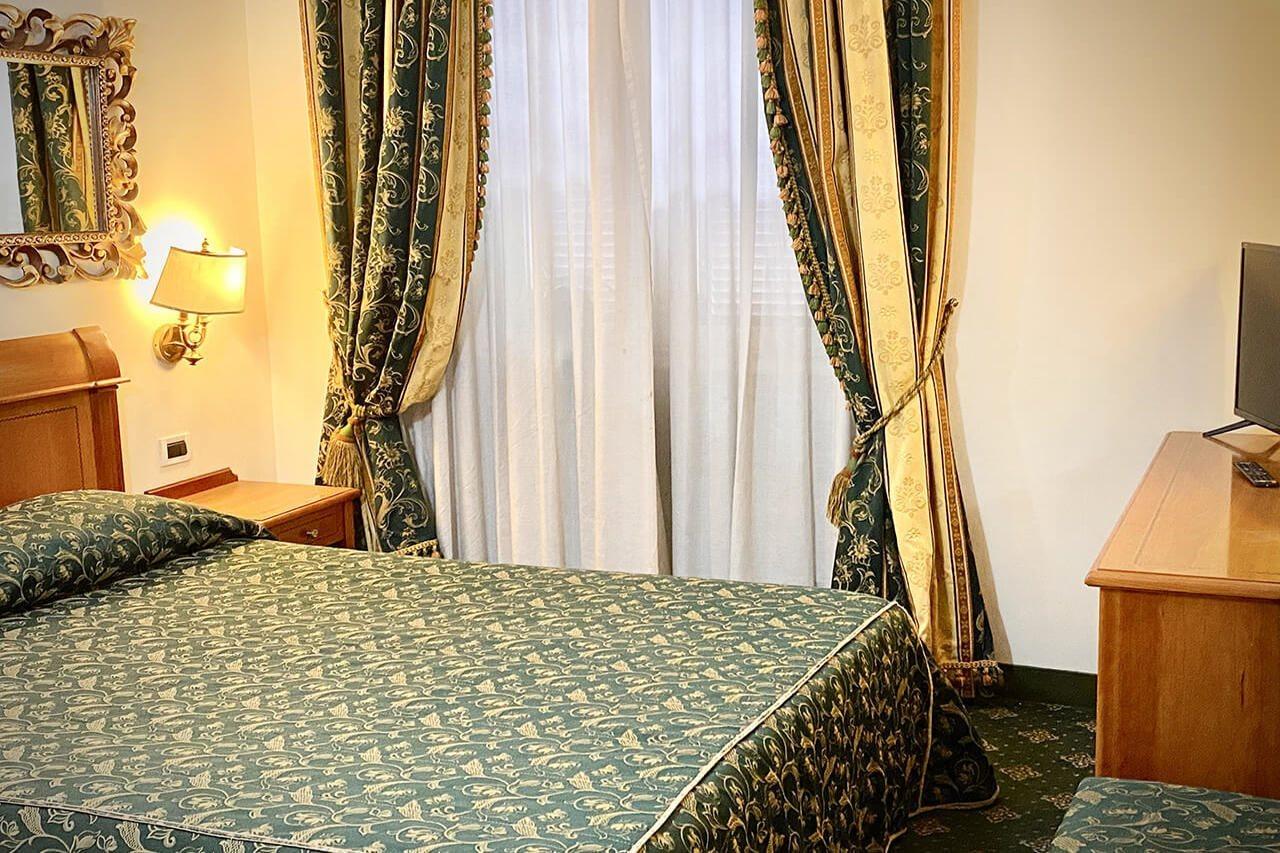 רומא Hotel Champagne Palace מראה חיצוני תמונה
